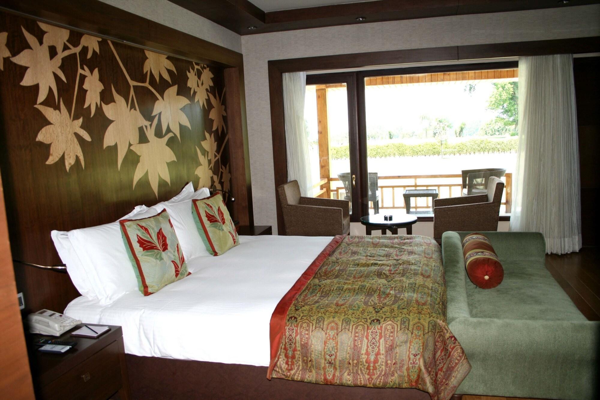 The Lalit Grand Palace Srinagar Luaran gambar