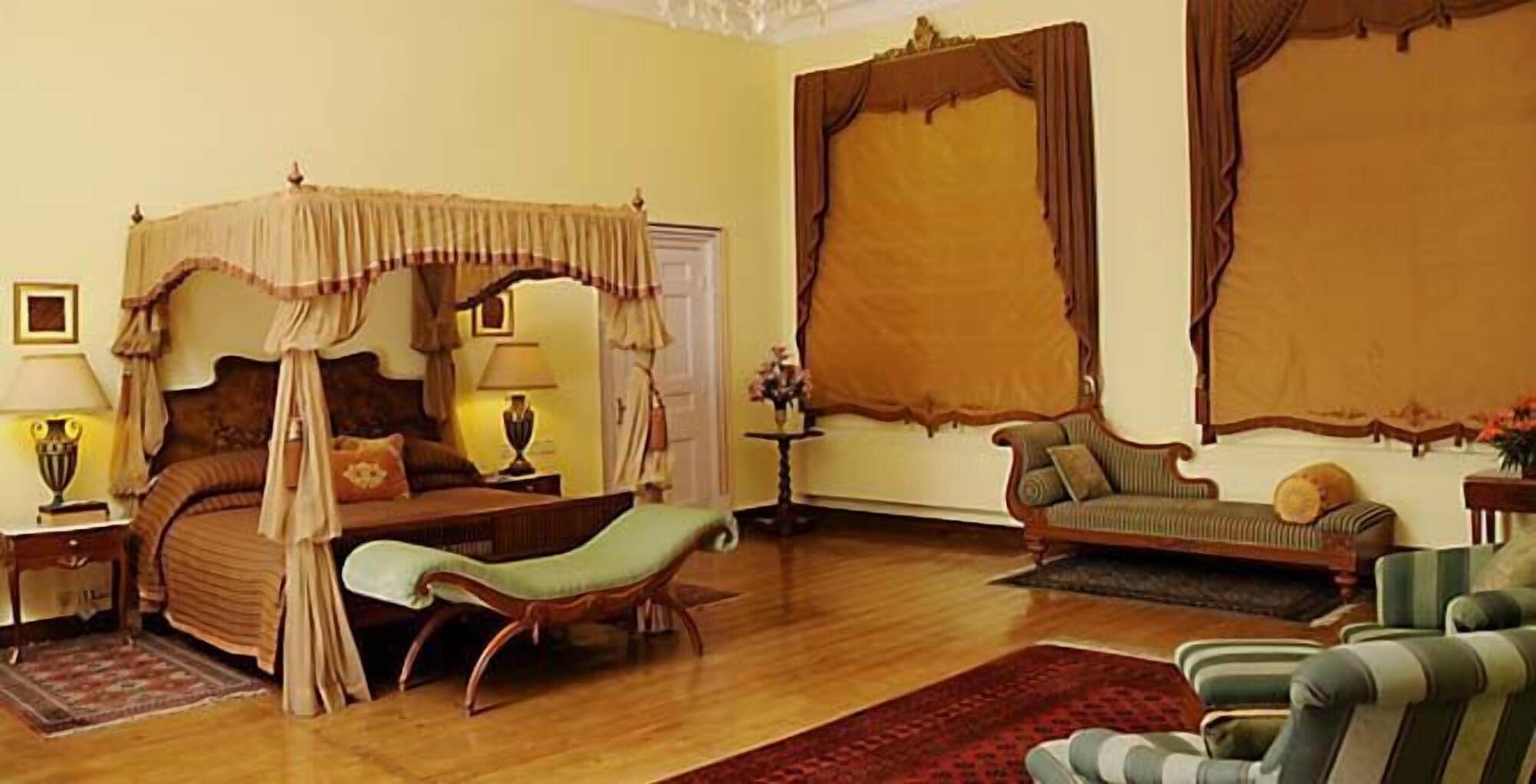 The Lalit Grand Palace Srinagar Bilik gambar