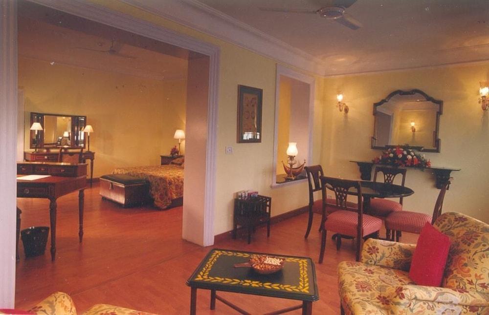 The Lalit Grand Palace Srinagar Luaran gambar