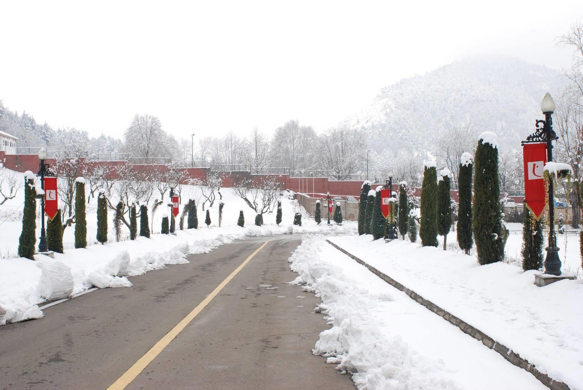 The Lalit Grand Palace Srinagar Luaran gambar