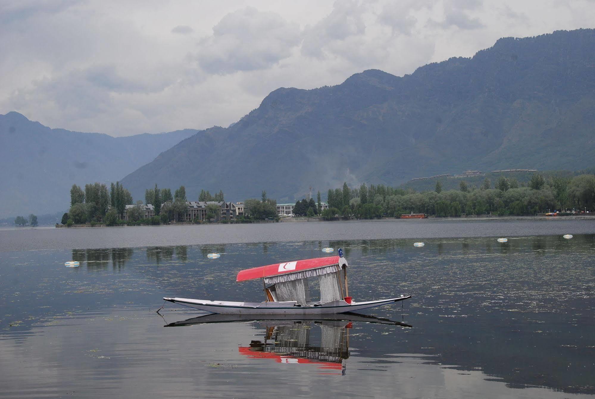 The Lalit Grand Palace Srinagar Luaran gambar